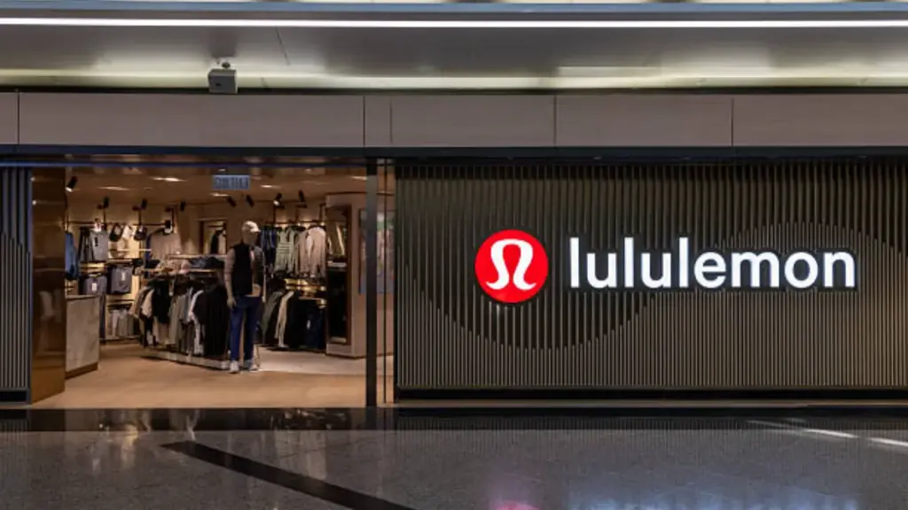 Lululemon store